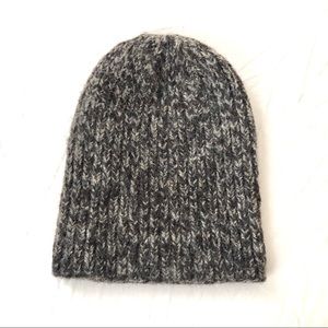 New 100% wool hand-knitted hat XL